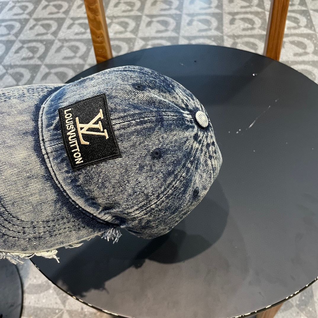 Louis Vuitton Caps